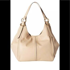 NWT Nude 👜 tote by COLE  HAAN 💕💕💕